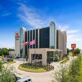 Crowne Plaza Suites Arlington - Ballpark - Stadium, an IHG Hotel