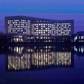 RENAISSANCE TIANJIN LAKEVIEW HOTEL